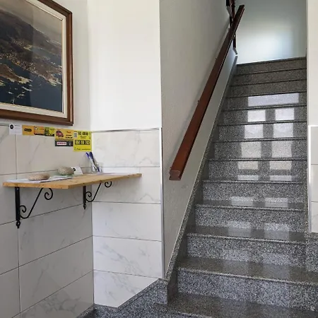 Vivienda Turistica Vacacional Maricarmen Πανσιόν 3*