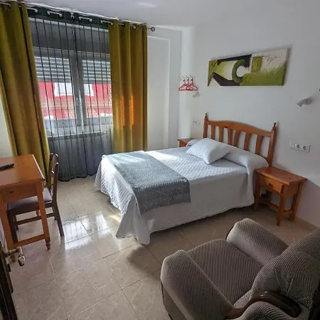 Vivienda Turistica Vacacional Maricarmen 3* Arou